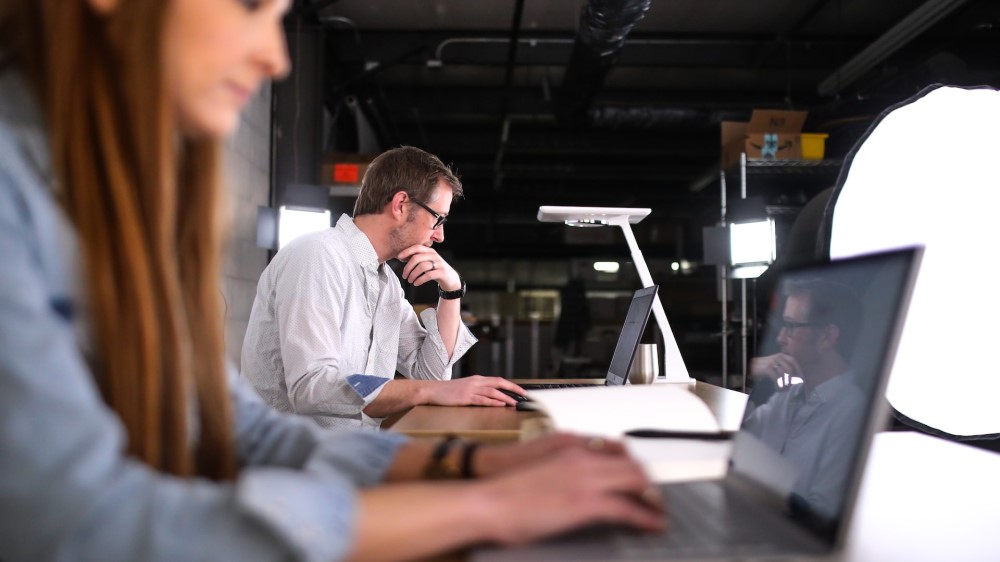 Signs-Your-Coworker-is-Threatened-by-you