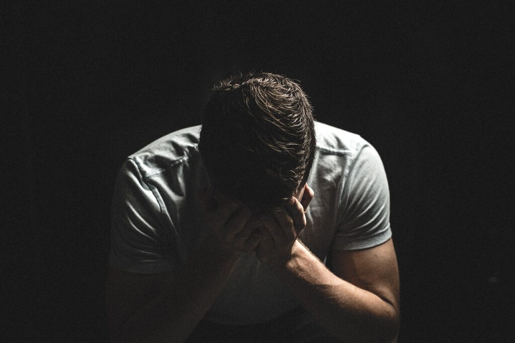 19-things-unhappy-people-do
