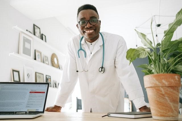 4-Ways-to-Boost-Your-Medical-Practices-Efficiency