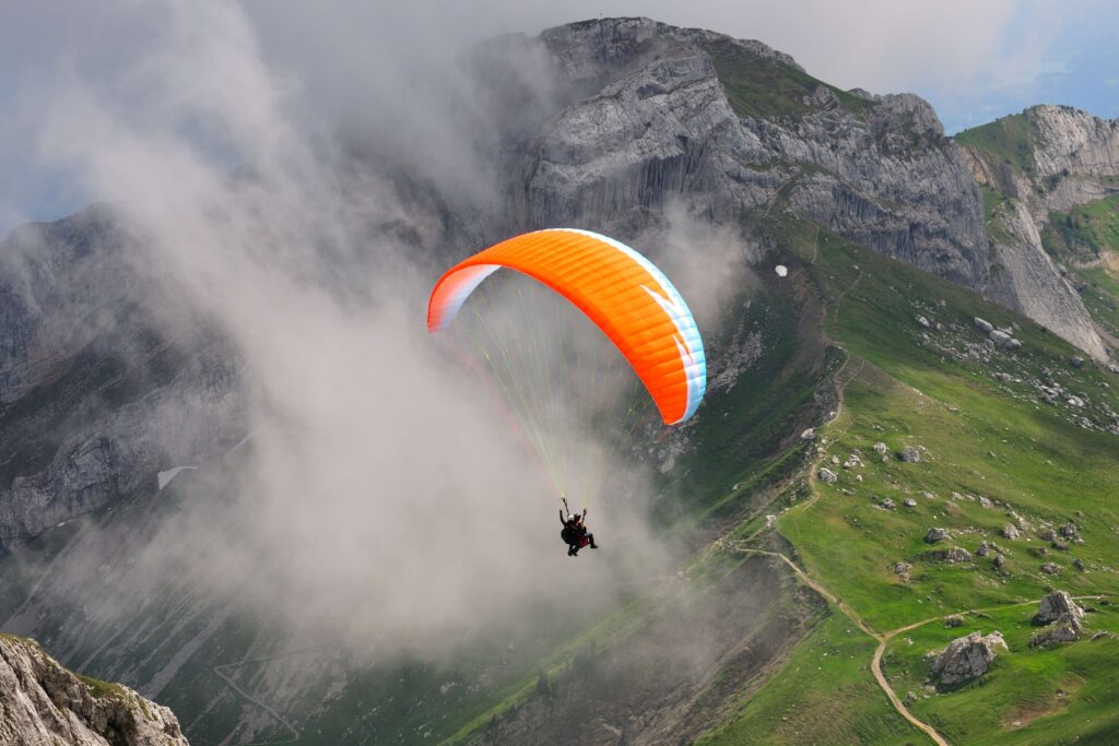 Paragliding-in-manali