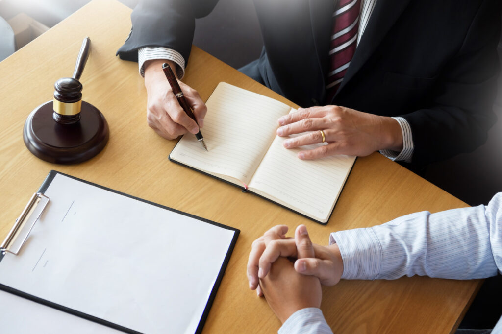 The Essential Guide to Hiring a Personal Injury Lawyer