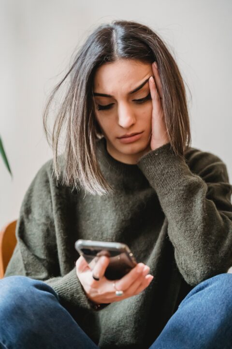How-to-Deal-with-Online-Blackmail