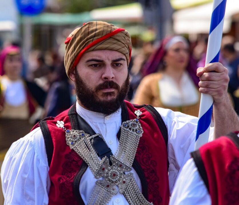 Greek-Traditional-Clothing