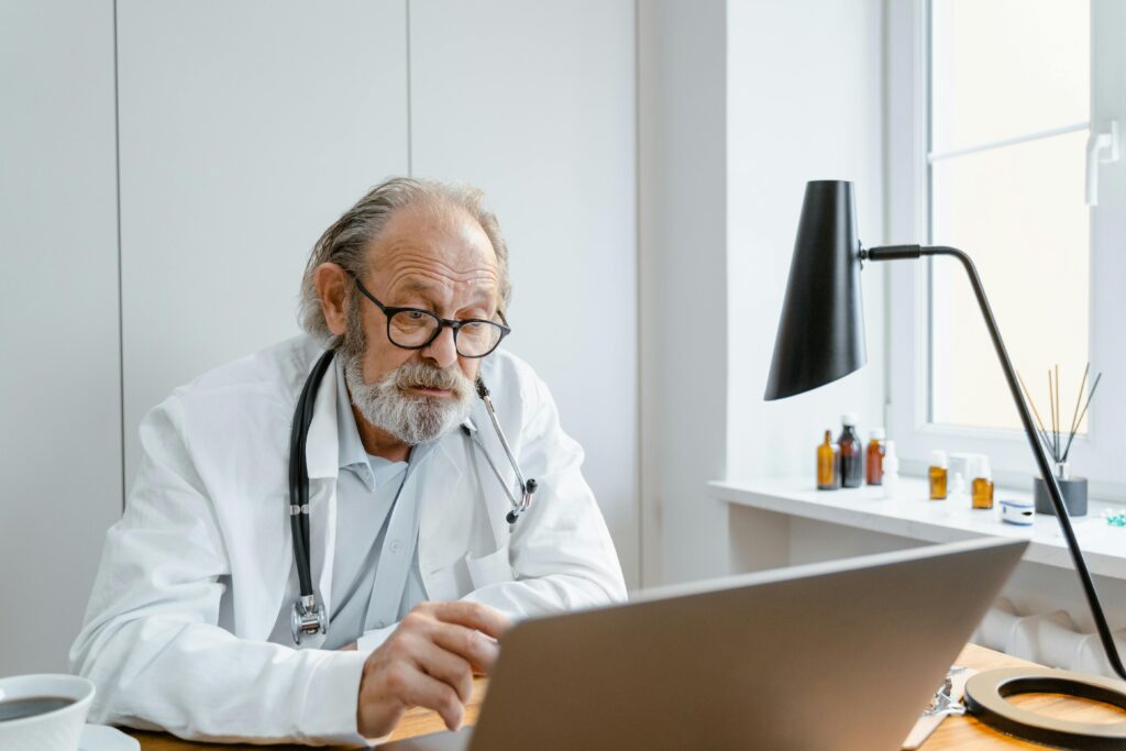 jobs-for-retired-doctors