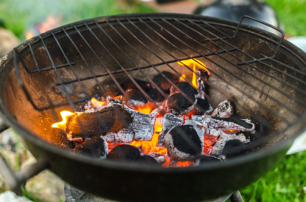How-to-light-charcoal-without-lighter-fluid