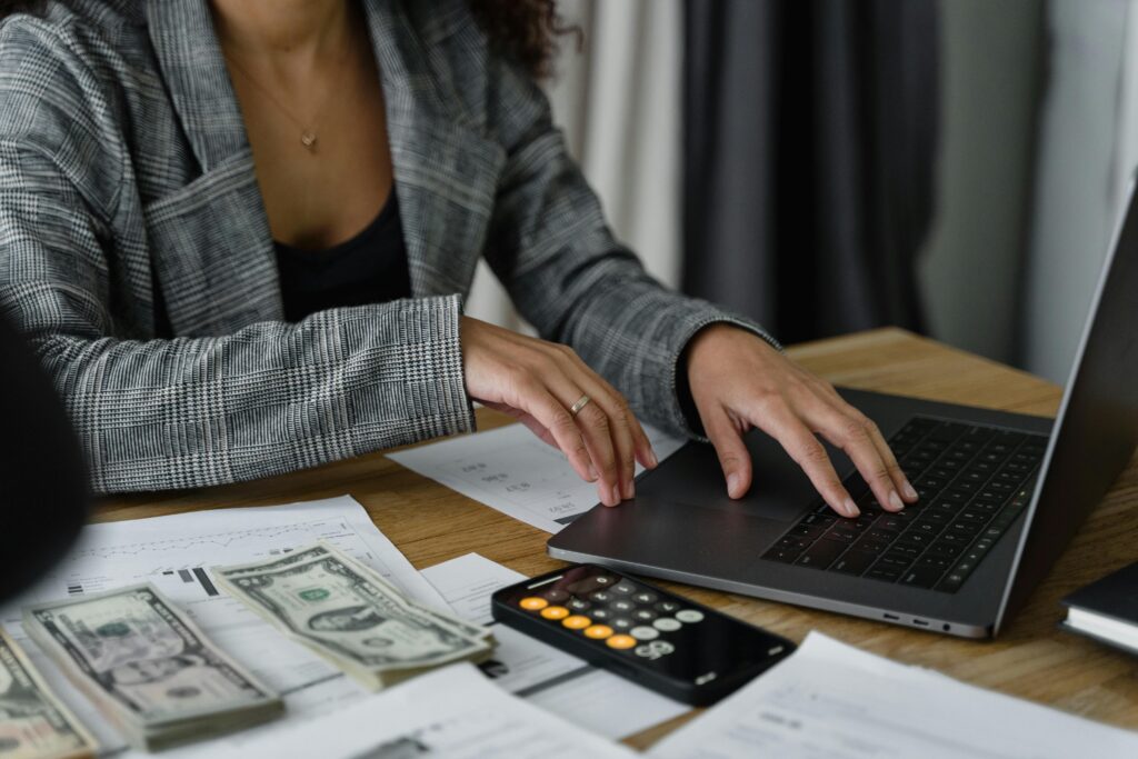 Jobs-That-Pay-$5000-A-Month