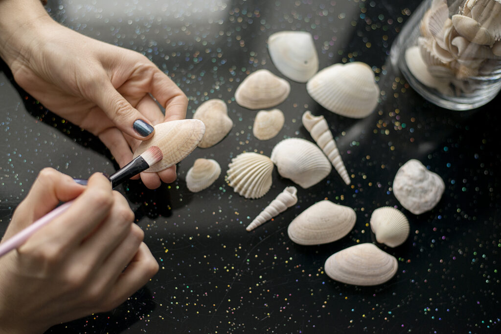 Art-and-Crafts-with-Shells