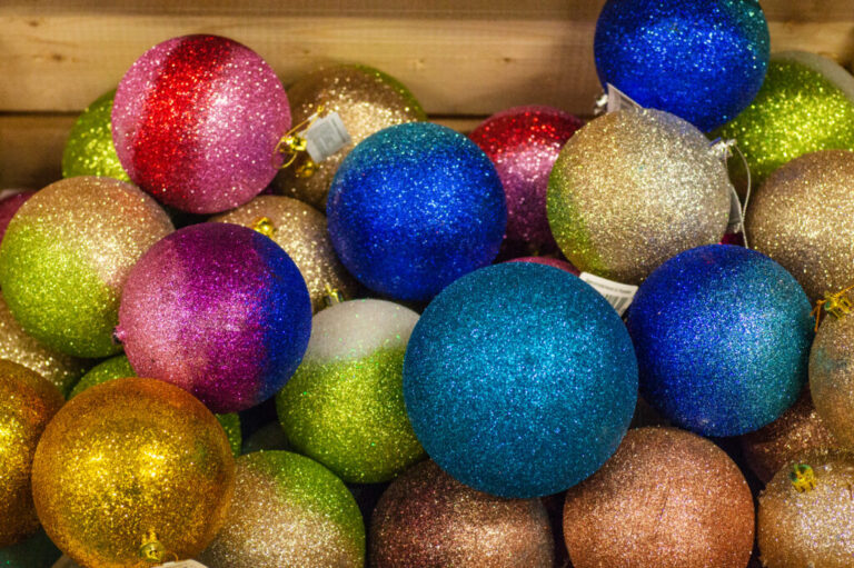 Can You Use Mod Podge For Glitter Ornaments? All You Need To Know ...