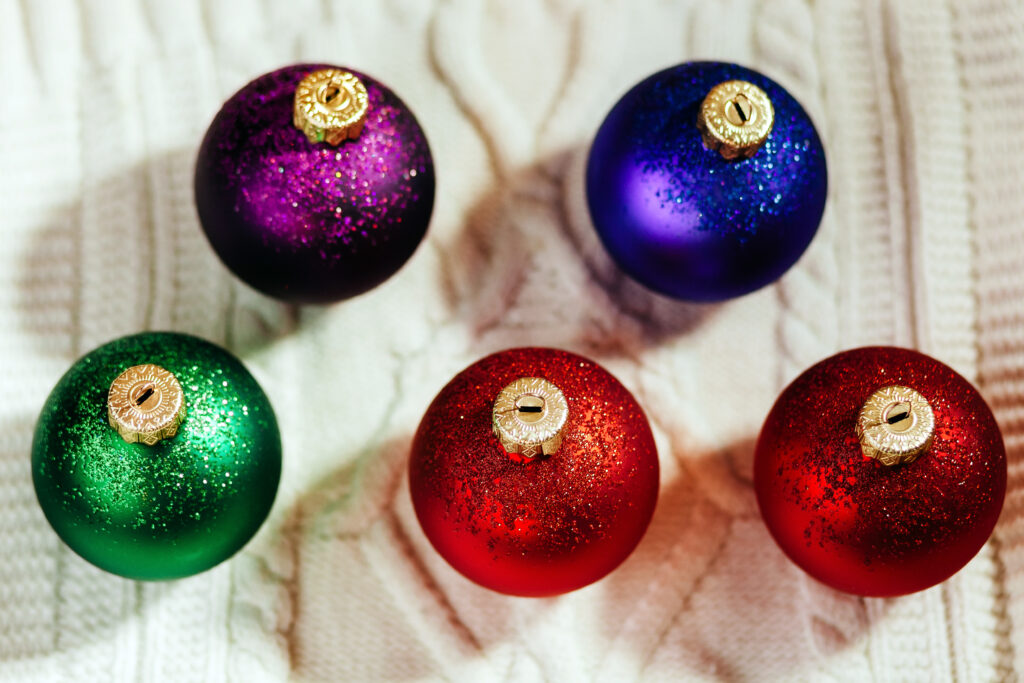 Can You Use Mod Podge For Glitter Ornaments? All You Need To Know ...