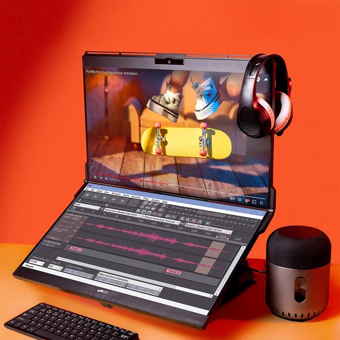 The Evolution Of Multi Monitor Setups From Side By Side To Stacked